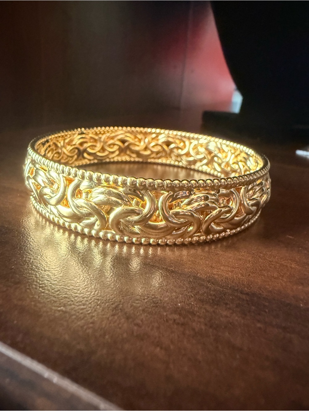 Stunning Milor Italy 14 kt Gold Resin Core Byzantine Style Bangle 22gm